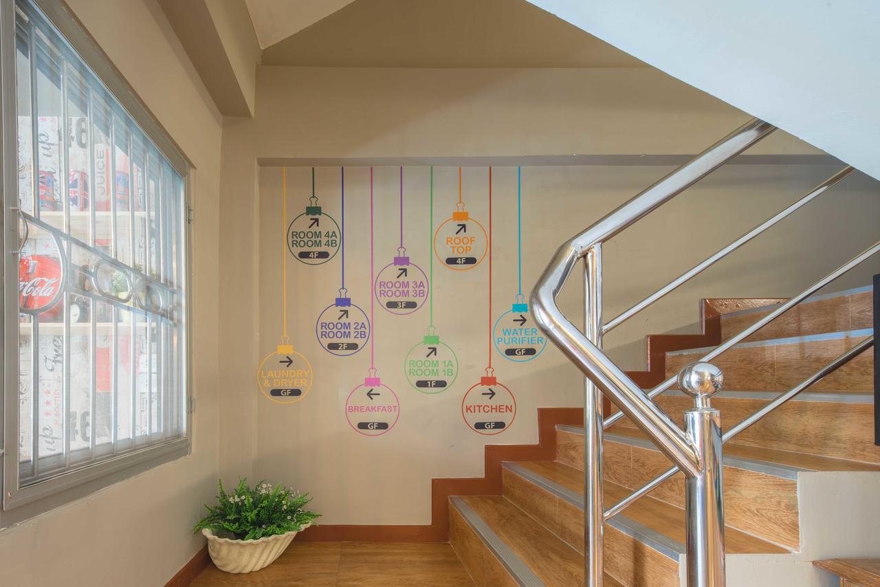 Augusta Hostel Банкок Екстериор снимка