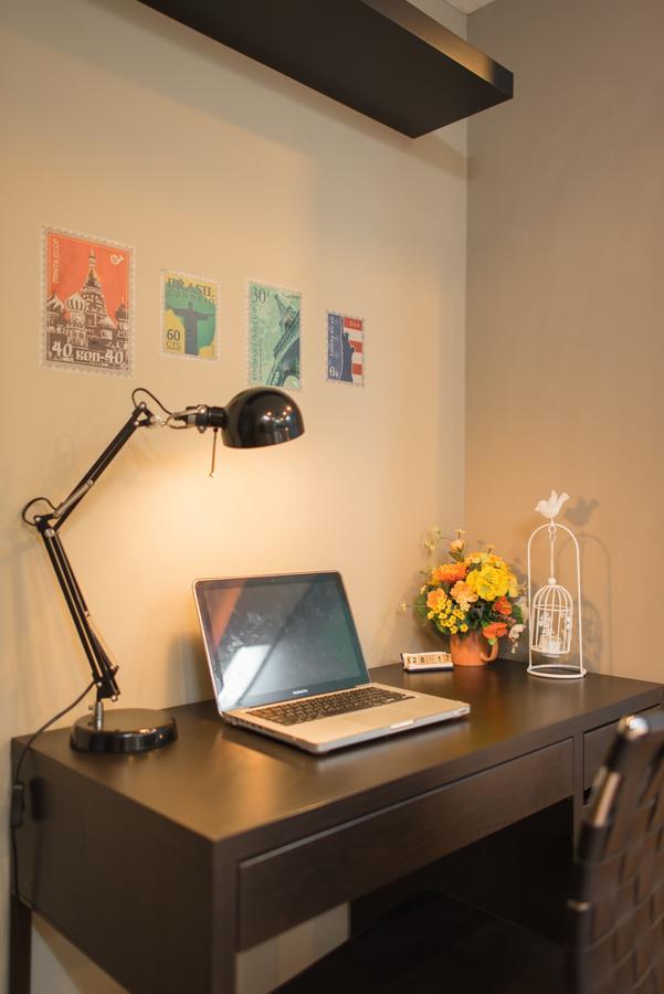 Augusta Hostel Банкок Екстериор снимка
